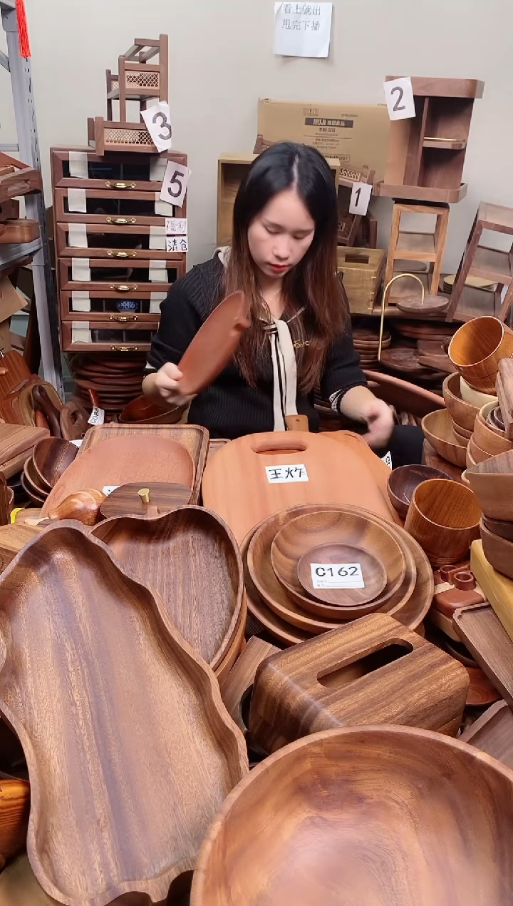 木 乌檀木树叶盘27*21*2cm  整木