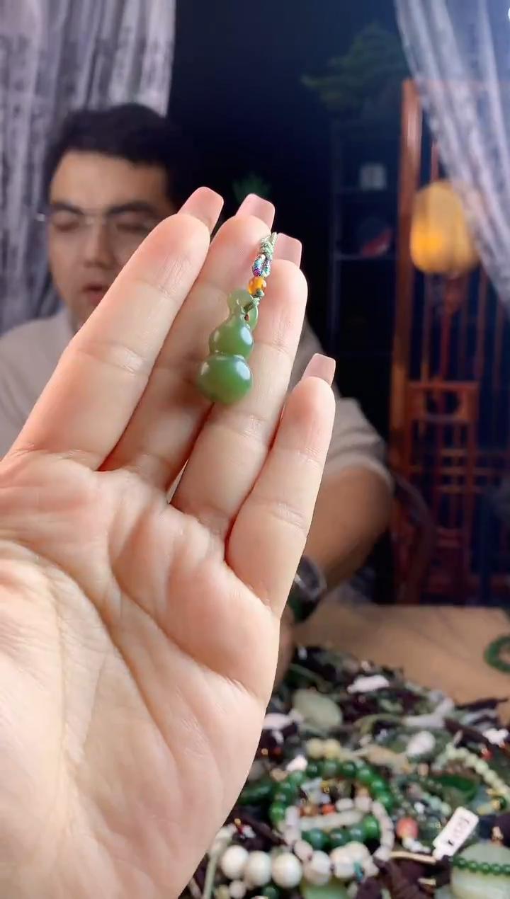 【闪购商品】和田玉挂件未镶嵌多样性发货拍一发一