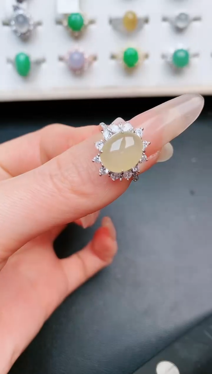 【闪购商品】翡翠戒指银S925镶嵌......