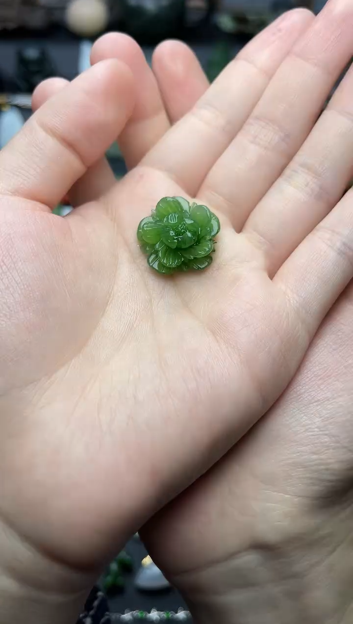 颈饰未镶嵌和田玉碧玉花花06