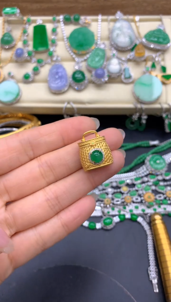 【闪购商品】翡翠颈饰18K金镶嵌316-中国好珍宝