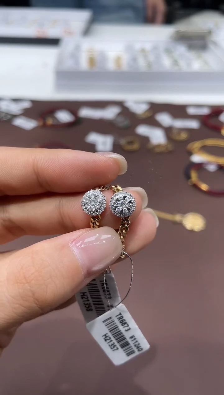 戒指18K金镶嵌钻石TA0716-1620-837