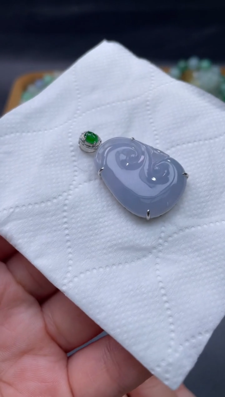 【闪购商品】翡翠颈饰18K金镶嵌107........