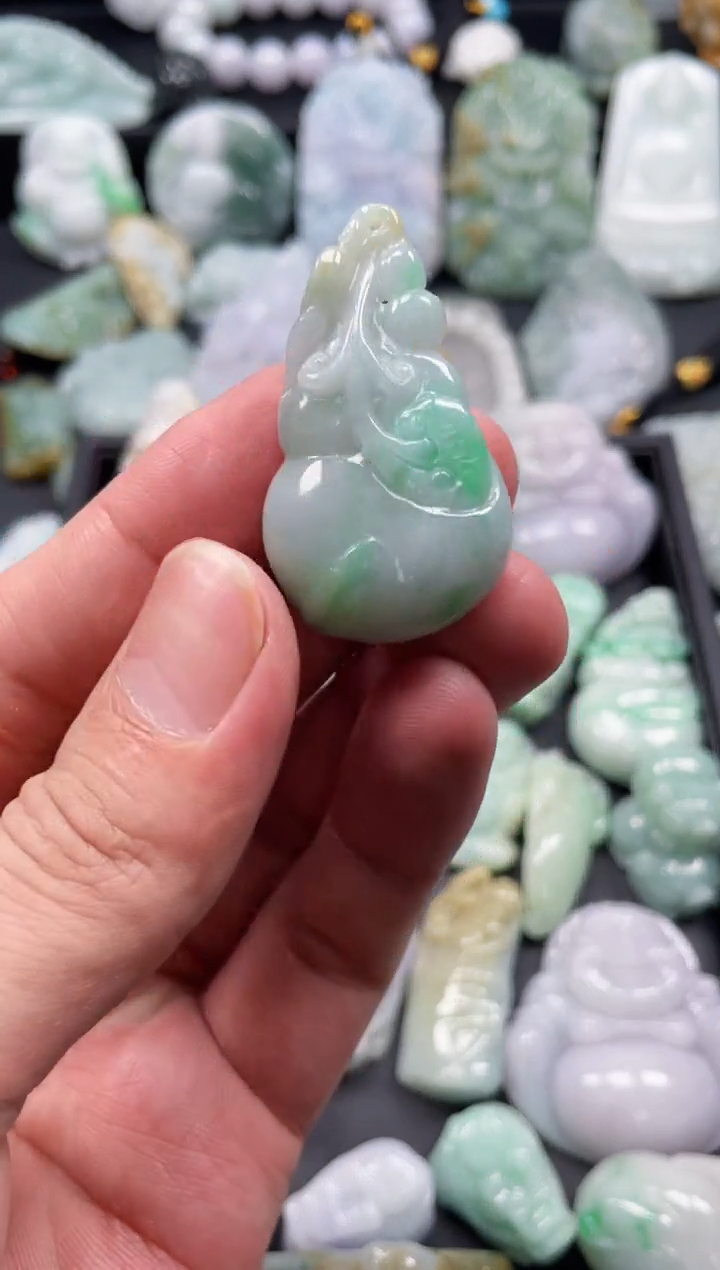翡翠未镶嵌颈饰天然翡翠a货