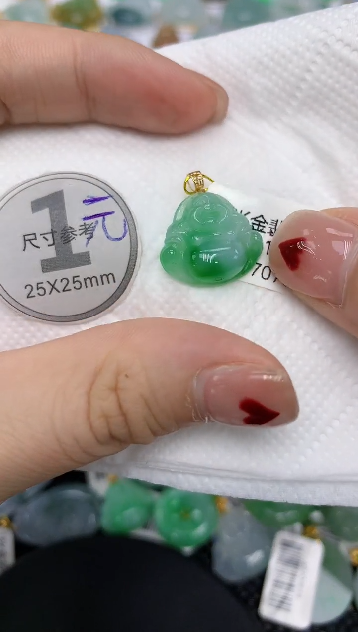 翡翠18K金镶嵌颈饰11111111