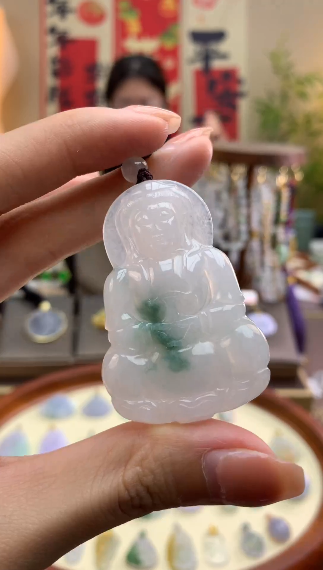 【闪购商品】翡翠颈饰未镶嵌观音