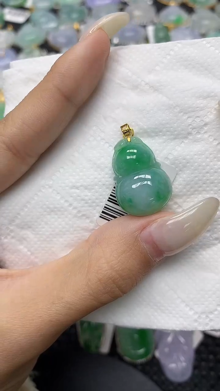颈饰18K金镶嵌翡翠11111111111