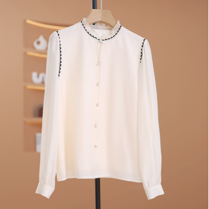 【菲儿】蕾丝领口单排针珠扣时尚上衣