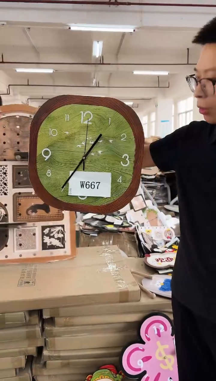 横款孤品果果微瑕闪购W667