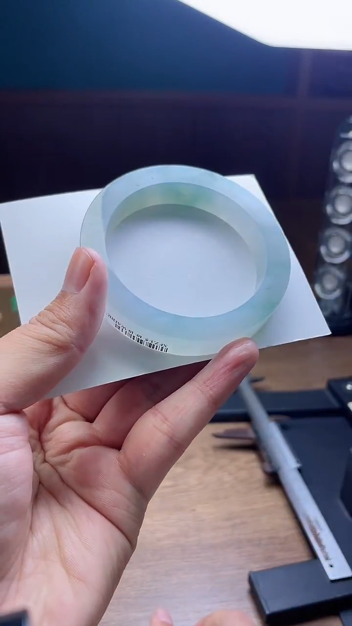 未镶嵌手镯定制翡翠B****e定制