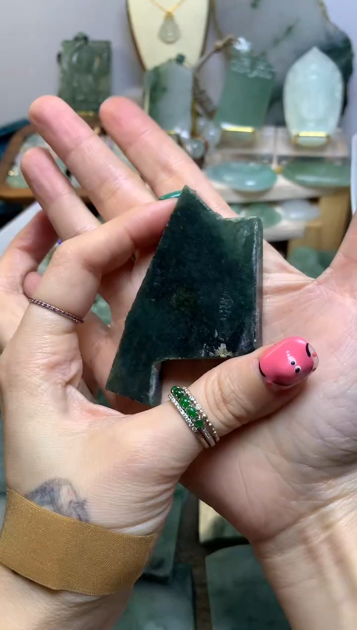 翡翠挂件未镶嵌缅甸A货翡翠，没有运费险