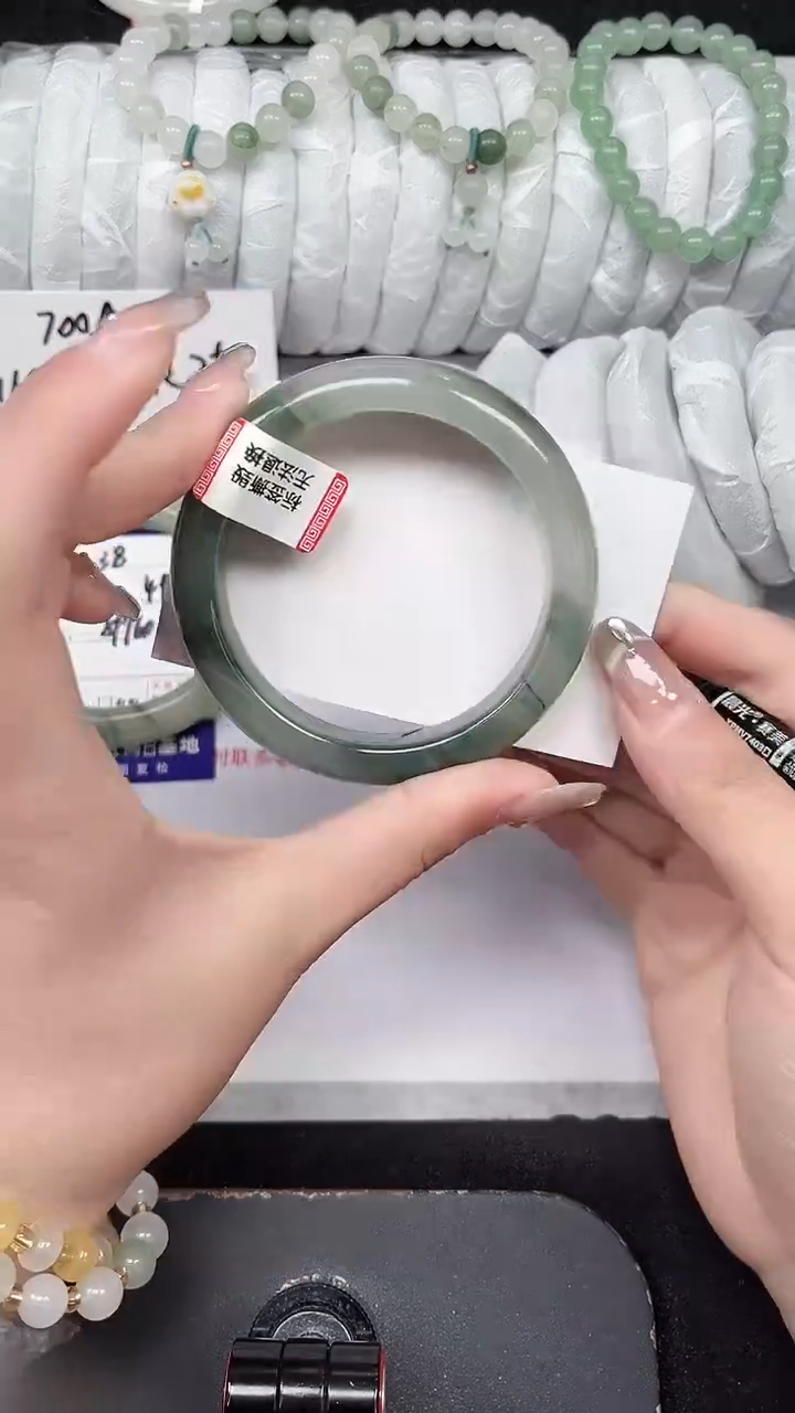 未镶嵌手镯石英质玉39-56/57