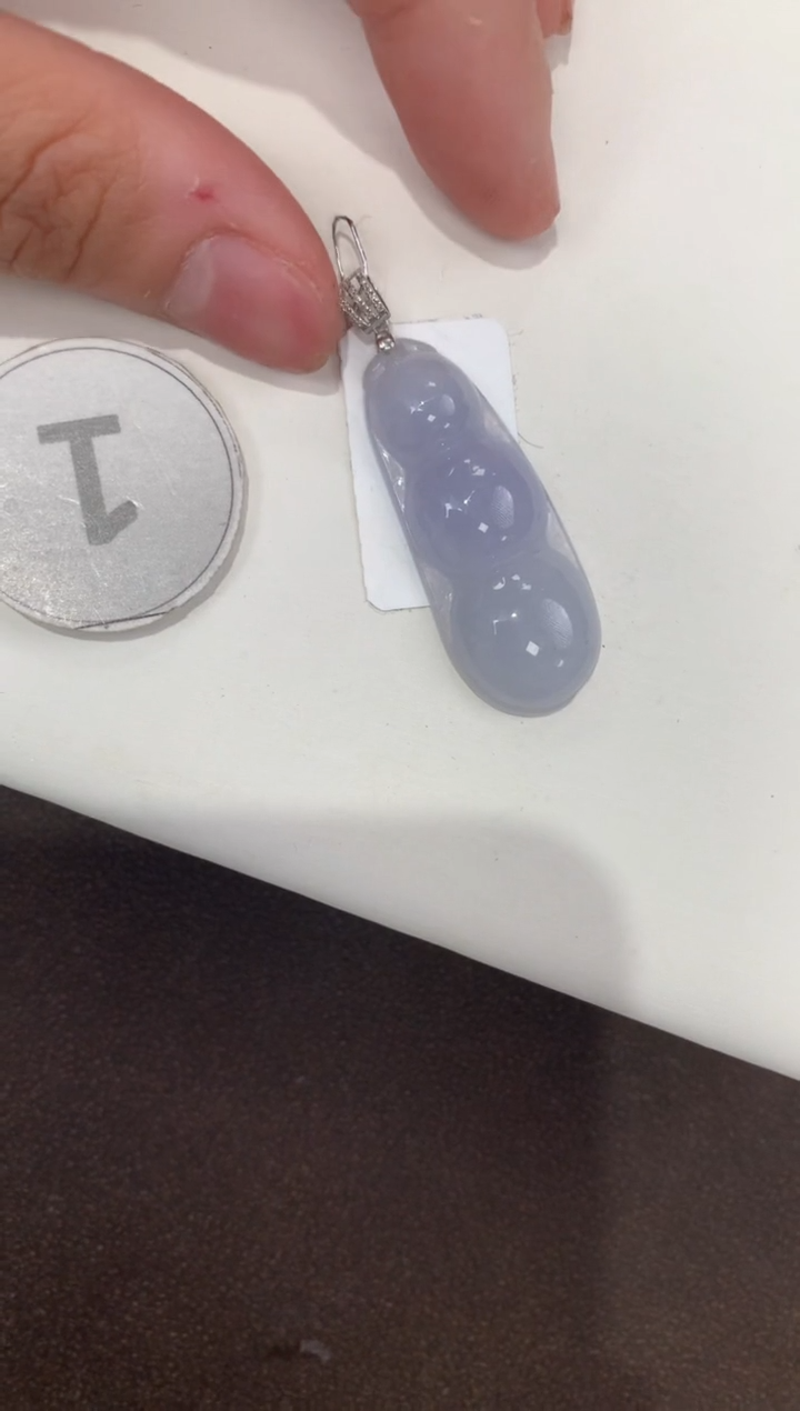 颈饰18K金镶嵌翡翠天然缅甸a货翡翠