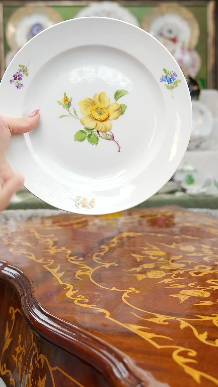 瓷中古瓷器如图所示132