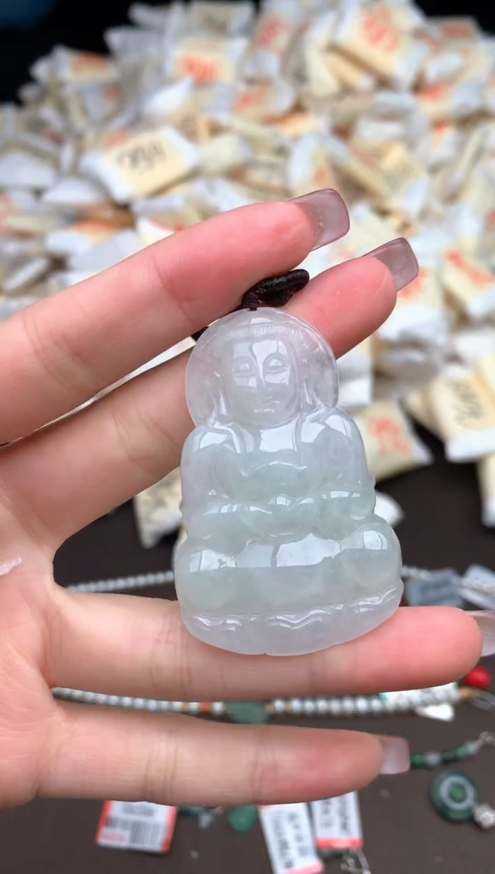 【闪购商品】翡翠颈饰未镶嵌 —