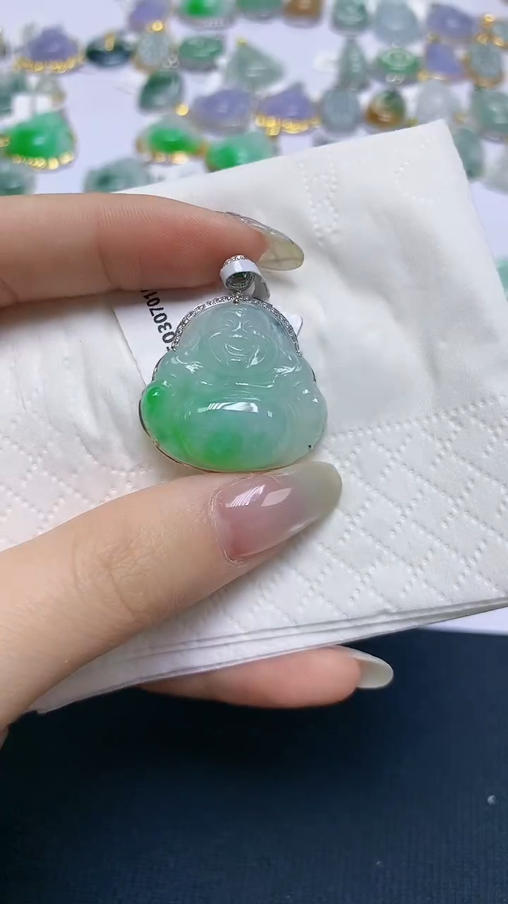 【闪购商品】翡翠18K金镶嵌颈饰天然A货翡翠