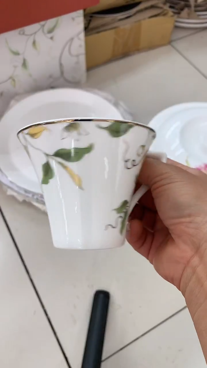 隆达骨质瓷福利款餐具咖啡具套装68头