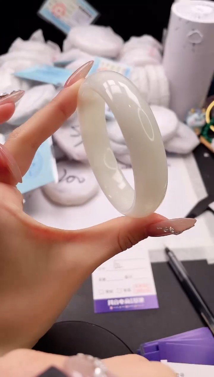 【闪购商品】和田玉手镯未镶嵌3K213-62