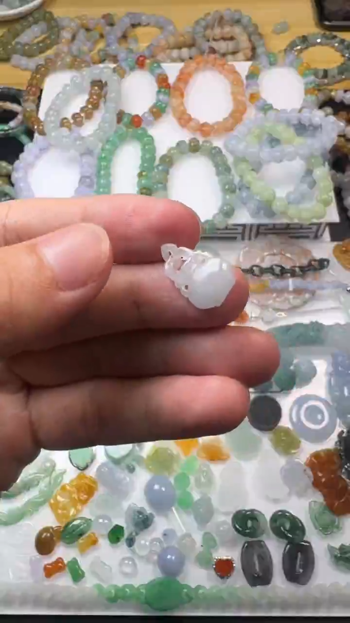 颈饰未镶嵌翡翠【闪购商品】 天然翡翠