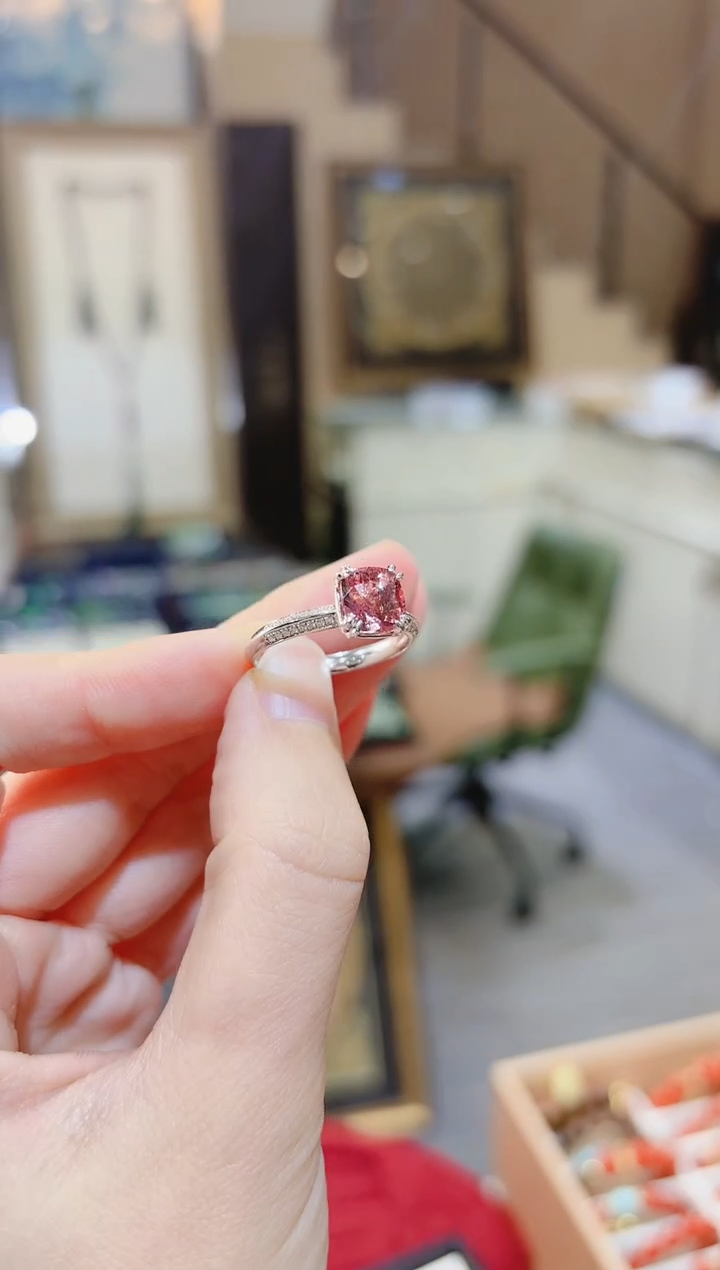 【闪购商品】碧玺戒指18K金镶嵌碧玺戒指2号