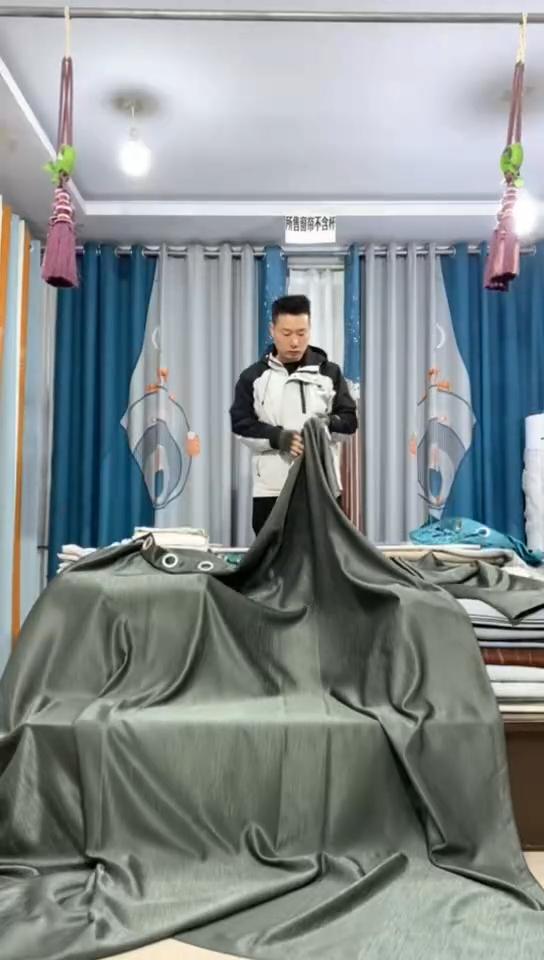 布成品窗帘 6+265
