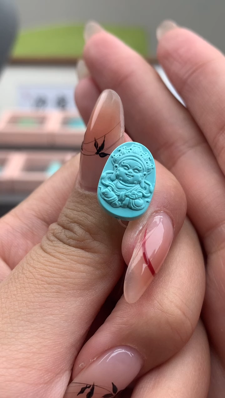 【闪购商品】绿松石未镶嵌雕刻A144