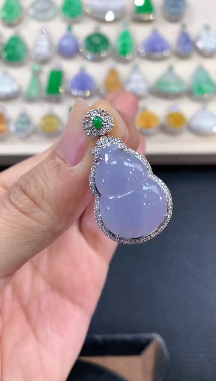 【闪购商品】翡翠吊坠(不含链)18K金镶嵌B121  有色差