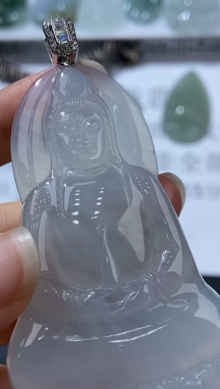 18K金镶嵌挂件翡翠修**性379642  多人