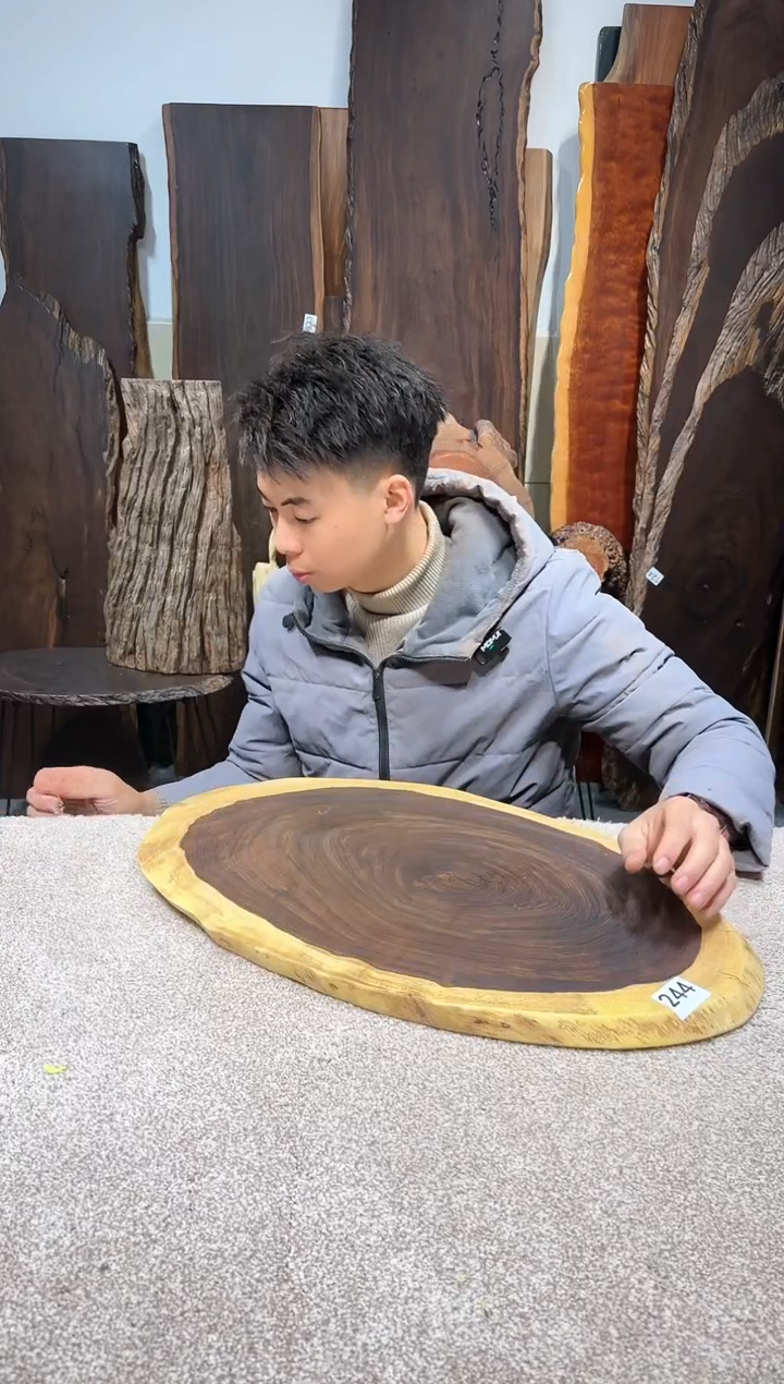 【闪购商品】风车木（黑檀木）尺寸60*35*2编号244