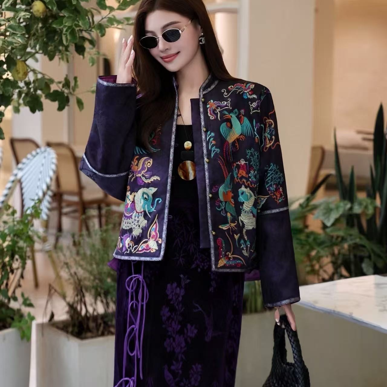 【绛紫灵绣】南油新款桑蚕丝香云纱重工非遗苗绣复古高级感秋冬外套