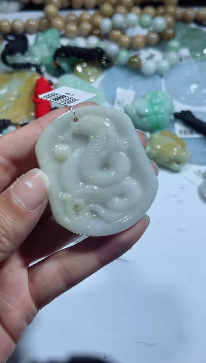 【闪购商品】翡翠吊坠(不含链)未镶嵌00001173