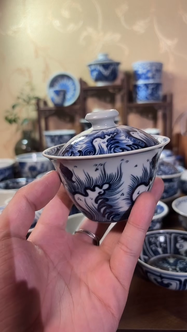 微瑕纯手工青花海水盖碗