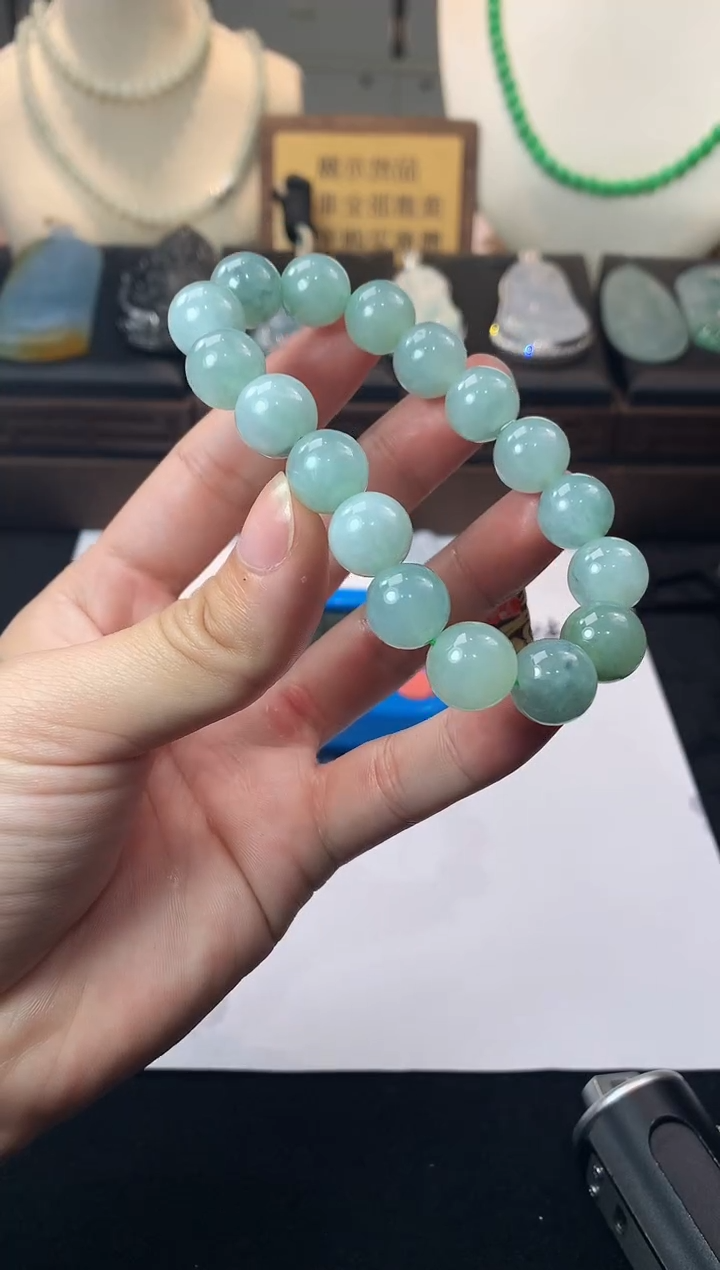 未镶嵌定制翡翠人**常毛货不退不换