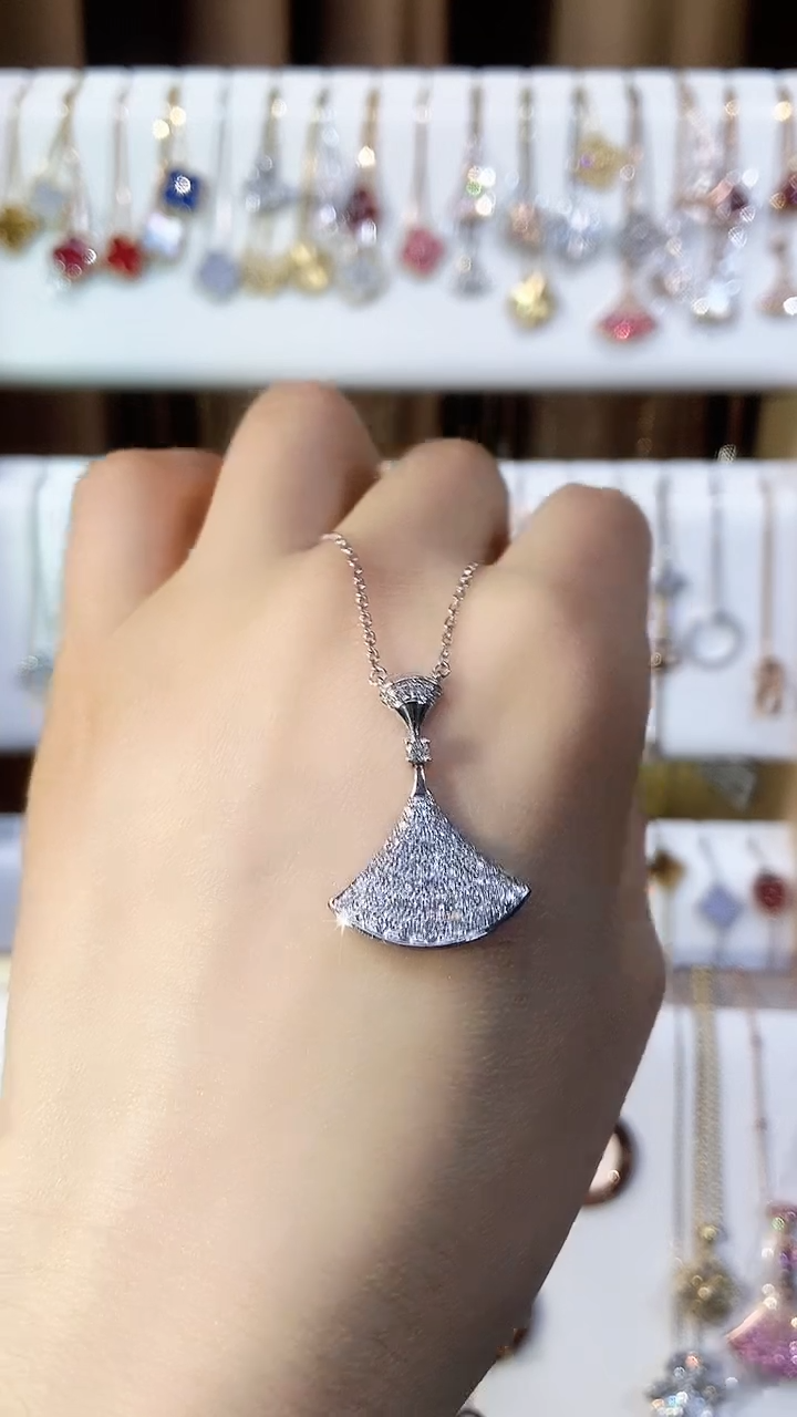 【闪购商品】钻石套链18K金镶嵌钻石K白