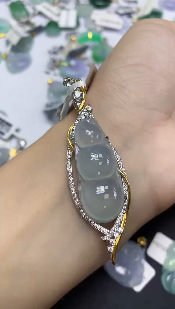 颈饰未镶嵌翡翠天然缅甸翡翠A货多样性发一件