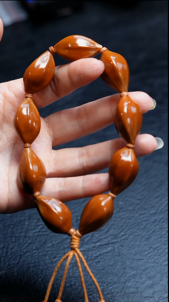 吊坠橄榄核草***哥橄榄核