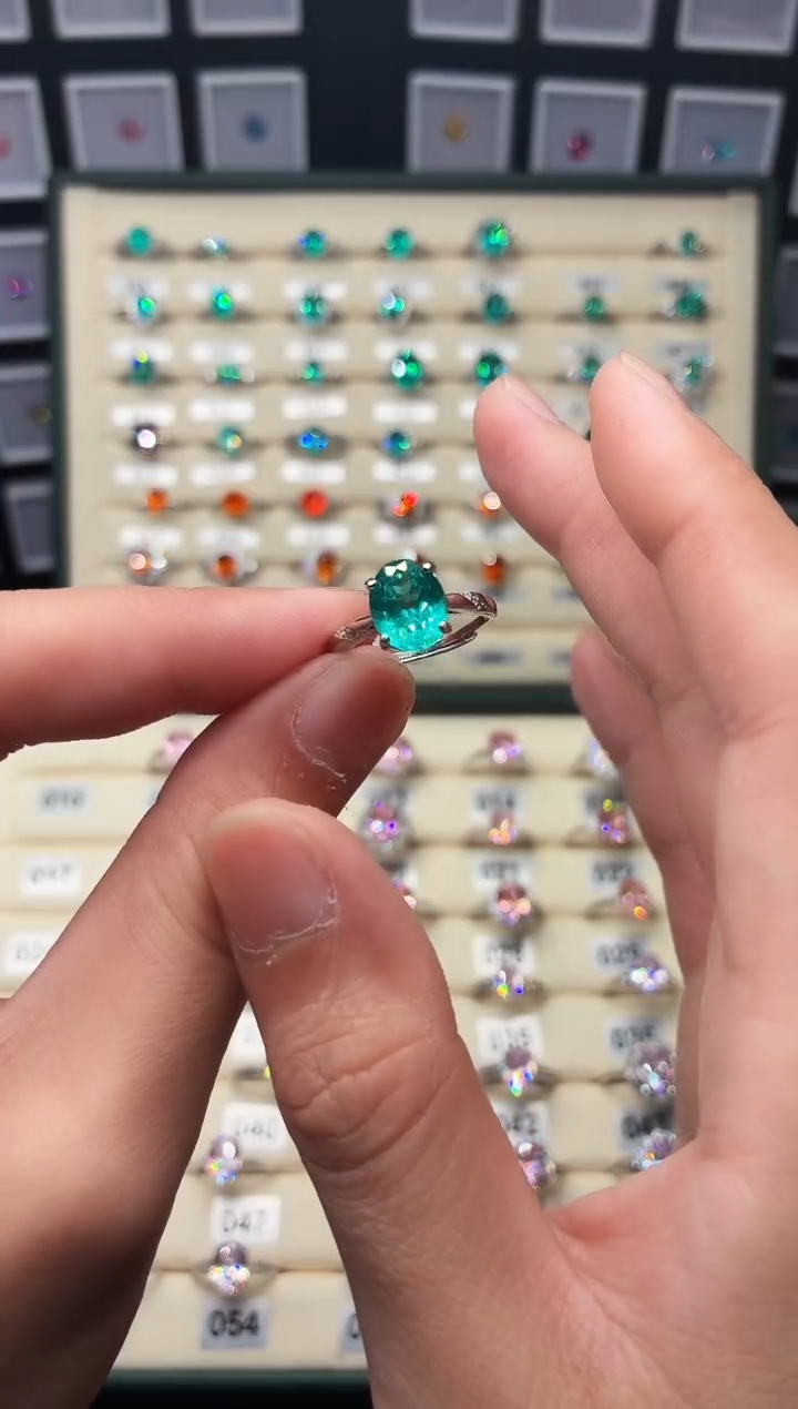 无925银轻奢帕拉伊巴色女神戒指