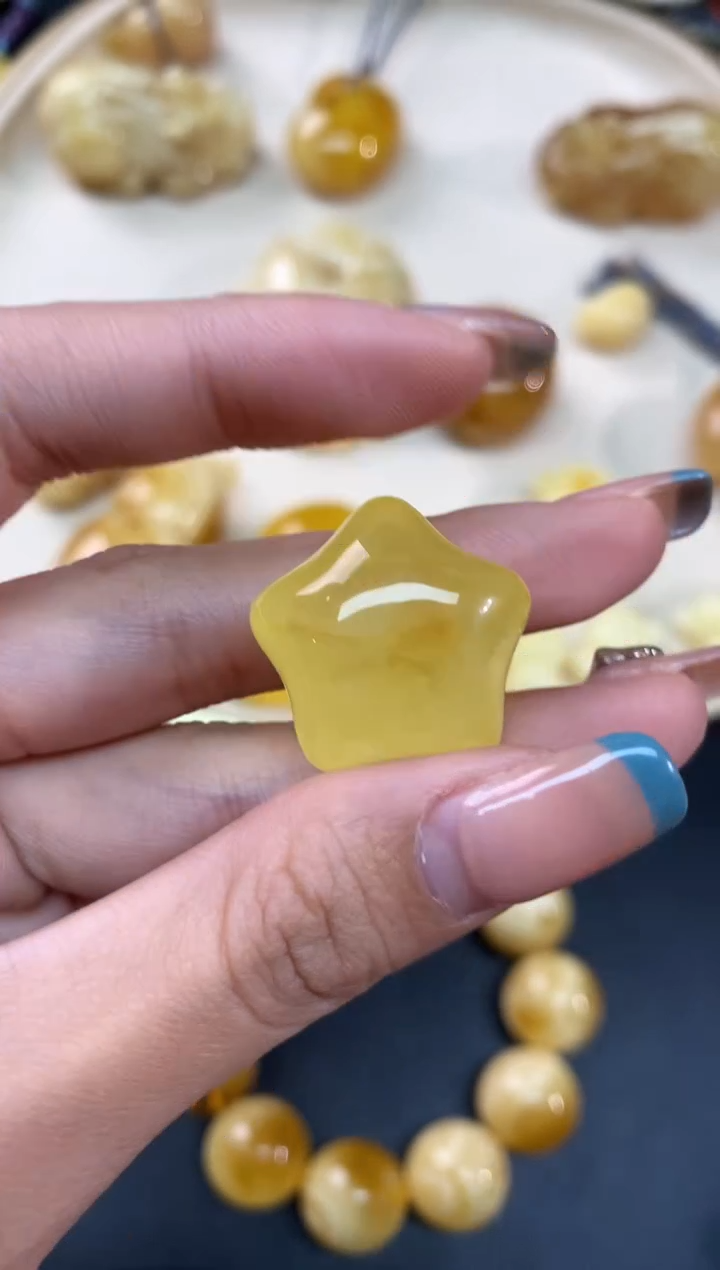 【闪购商品】蜜蜡裸石未镶嵌吊坠A62|699