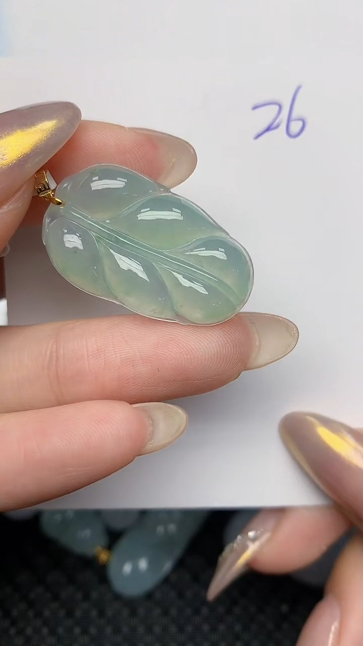 【闪购商品】翡翠颈饰18K金镶嵌天然翡翠A货，