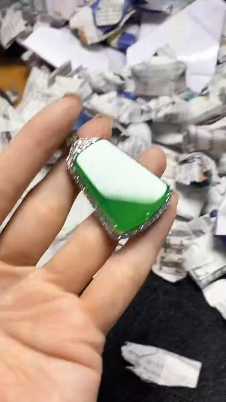 满色吊坠 所见即所得！！