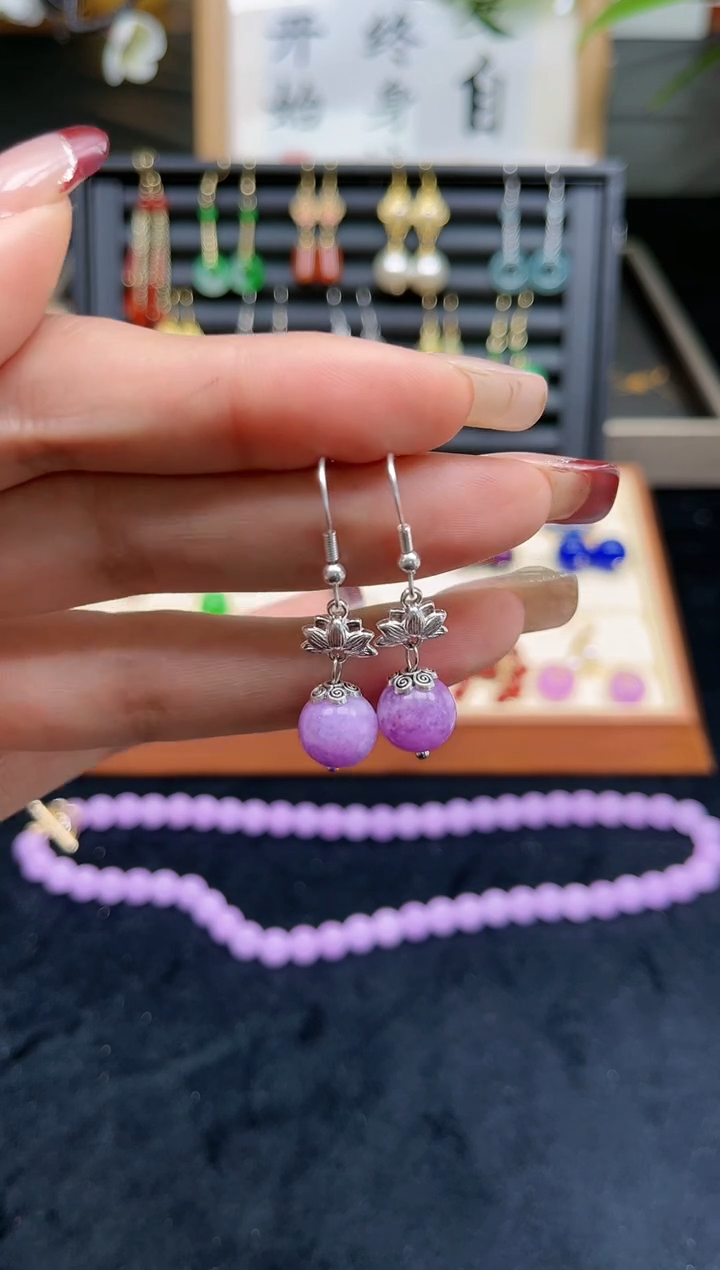 【闪购商品】石英质玉耳饰银S925镶嵌106000