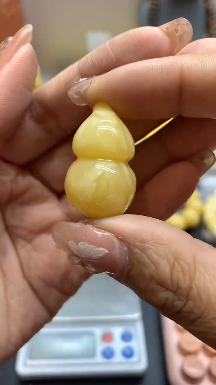 【闪购商品】未镶嵌琥珀珠宝奇石326