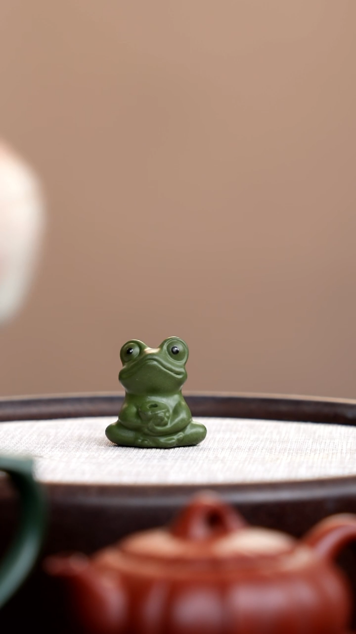 茶壶紫砂民国绿青蛙香插
