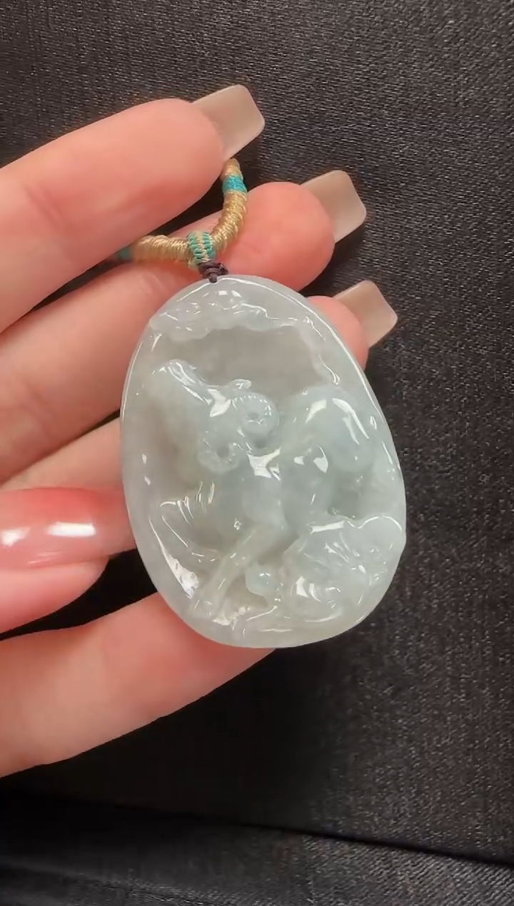 【闪购商品】翡翠颈饰未镶嵌933牛一个