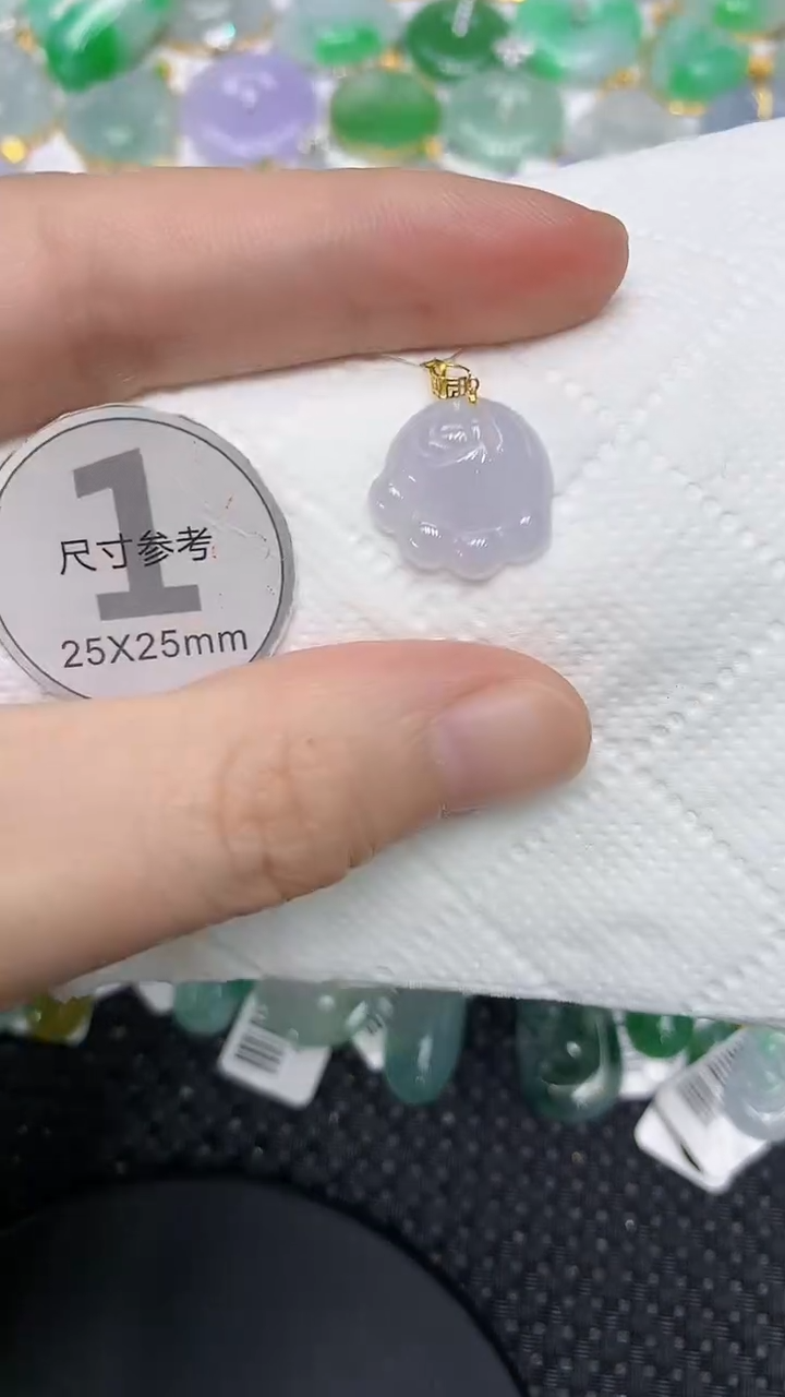 颈饰18K金镶嵌翡翠111111111