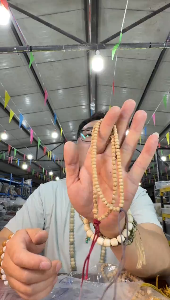 柏香籽/百香籽手串A36实物为准