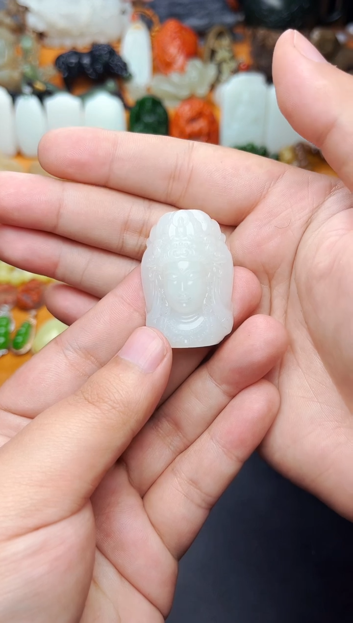 【闪购商品】和田玉颈饰未镶嵌观音01