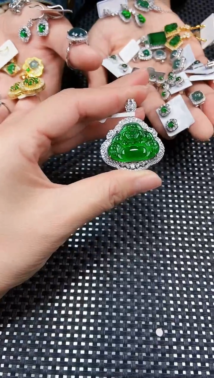 【闪购商品】翡翠吊坠(不含链)未镶嵌111111111