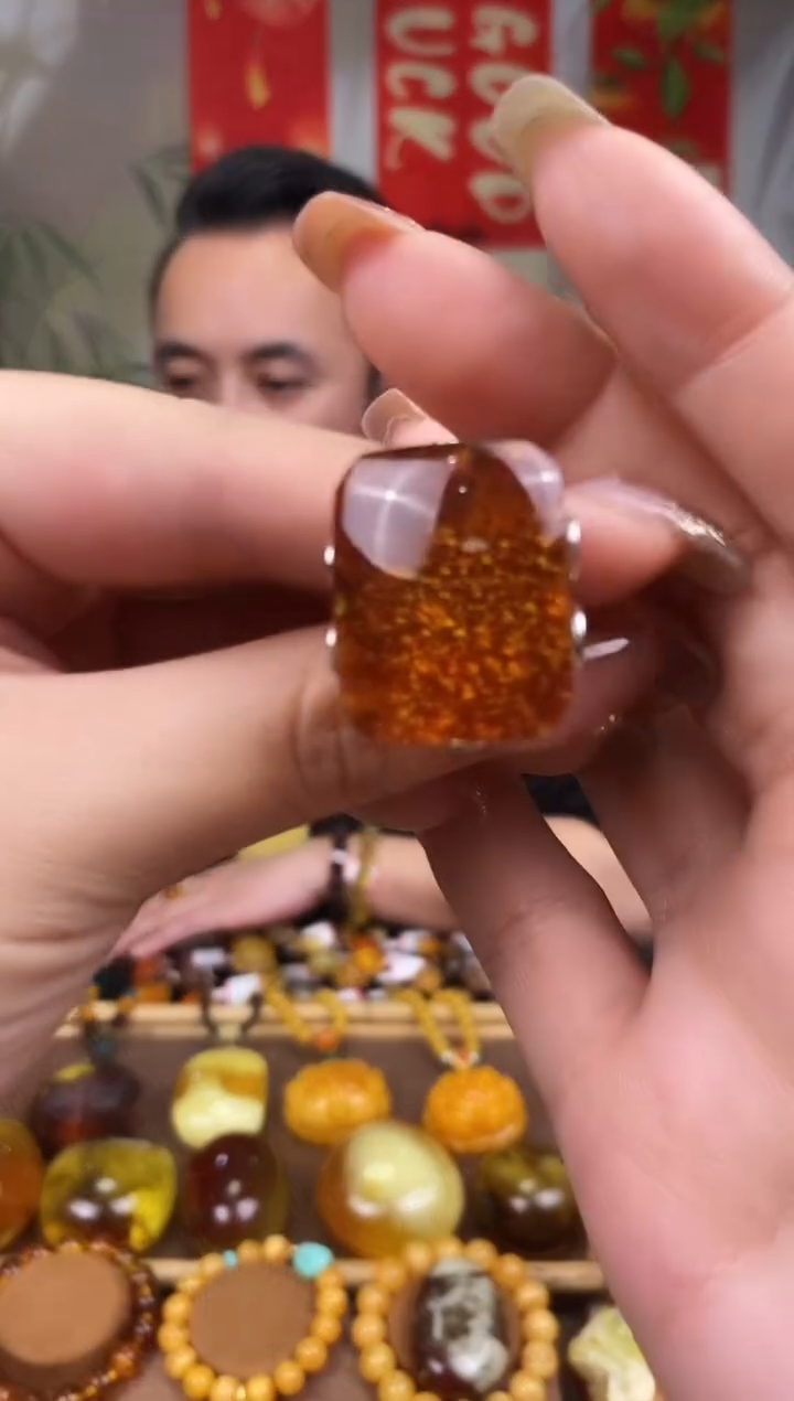 【闪购商品】琥珀裸石银S925镶嵌基地发货 一物一证 顺丰包邮