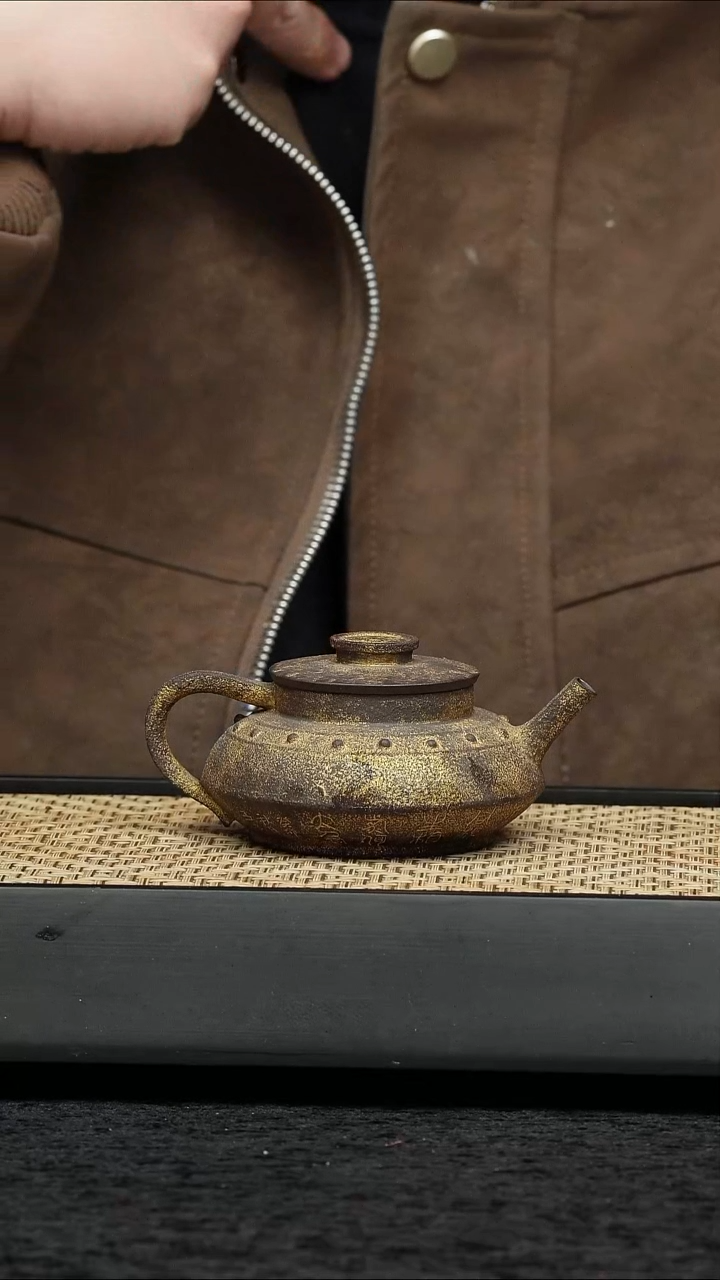 茶壶紫砂五堂 吉金金釜